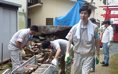熊本地震支援物資の発送と復旧支援活動